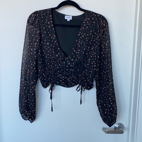 Le Lis Tops - Leopard Cropped Blouse